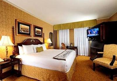 фото отеля The Brown Hotel