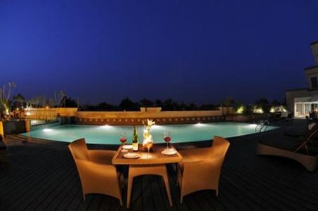 фото отеля Radisson Hotel Agra Taj East Gate Road