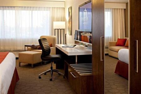 фото отеля Delta Calgary South