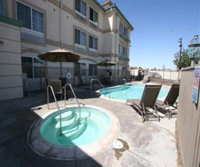 фото отеля La Quinta Inn & Suites Hesperia-Victorville