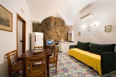 фото отеля La Caravella Apartments Positano