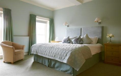 фото отеля The Ship Hotel Chichester