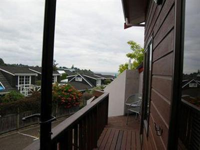 фото отеля Cascades Motor Lodge Taupo