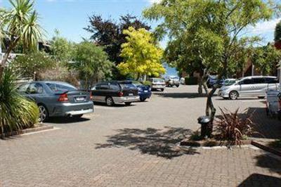 фото отеля Cascades Motor Lodge Taupo