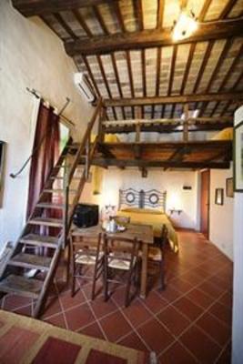фото отеля Azienda Agrituristica S.Cristoforo alla Vallugola