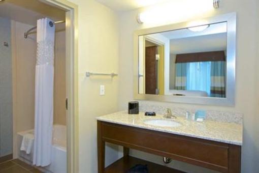 фото отеля Hampton Inn & Suites Adairsville