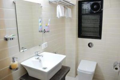 фото отеля Suresh Inn