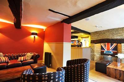 фото отеля The Bell Hotel Charlbury