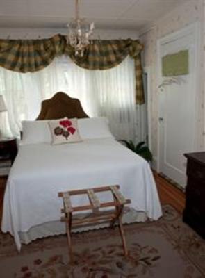 фото отеля Hilltop House Bed & Breakfast Amenia