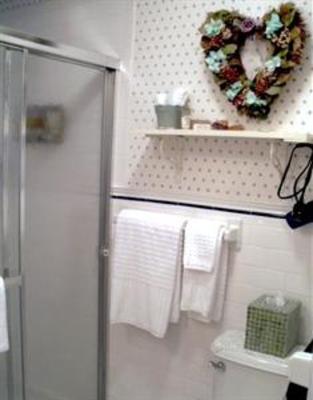 фото отеля Hilltop House Bed & Breakfast Amenia