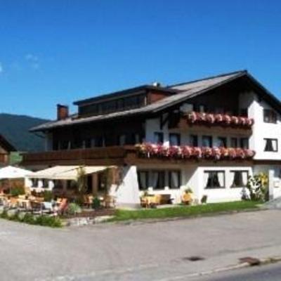 фото отеля Gasthof Pension Lowen