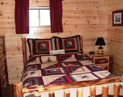 фото отеля Cabins on the Bluff