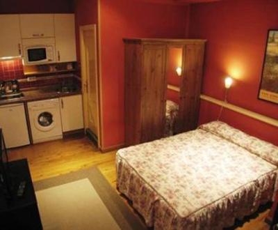 фото отеля Apartamentos San Roque Llanes