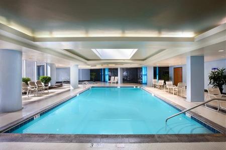 фото отеля Embassy Suites Chevy Chase Pavilion Washington D.C.