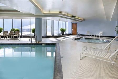 фото отеля Embassy Suites Chevy Chase Pavilion Washington D.C.