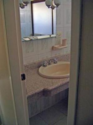 фото отеля Hotel Edi