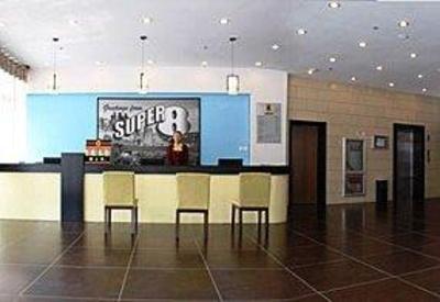 фото отеля Super 8 Zibo Tong Qian
