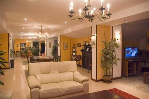 фото отеля Hostal La Salle