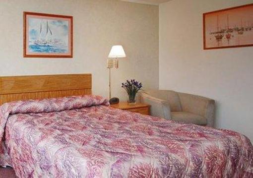фото отеля Rodeway Inn Waterford