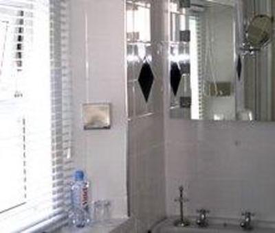 фото отеля Oakover Guest House Weston-super-Mare