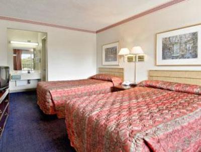 фото отеля Days Inn Benson (North Carolina)