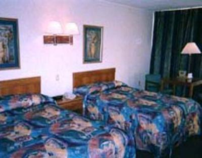 фото отеля Days Inn Bath Hammondsport