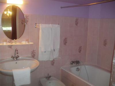 фото отеля Le Novel Hotel