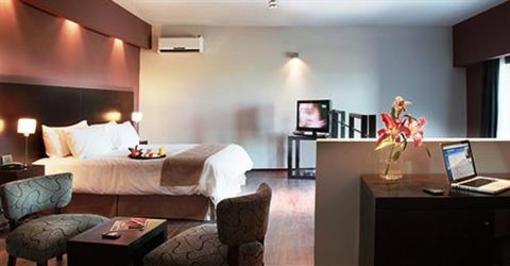 фото отеля Dazzler Hotel Campana