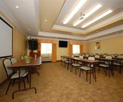 фото отеля BEST WESTERN PLUS Wasco Inn & Suites