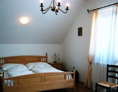 фото отеля Hanfthal Hof Hanfwirt Pension Laa an der Thaya