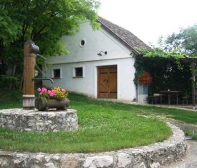 фото отеля Hanfthal Hof Hanfwirt Pension Laa an der Thaya