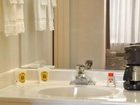 фото отеля Super 8 Motel Willowbrook
