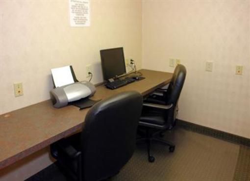 фото отеля Best Western Executive Inn Latta