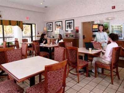 фото отеля Hampton Inn Brevard Pisgah Forest