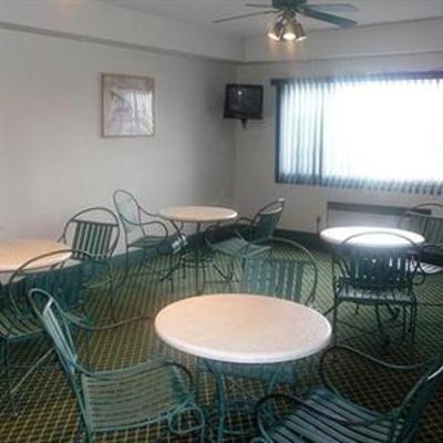 фото отеля Econo Lodge Austin Minnesota