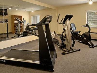 фото отеля Baymont Inn & Suites Grand Rapids Airport
