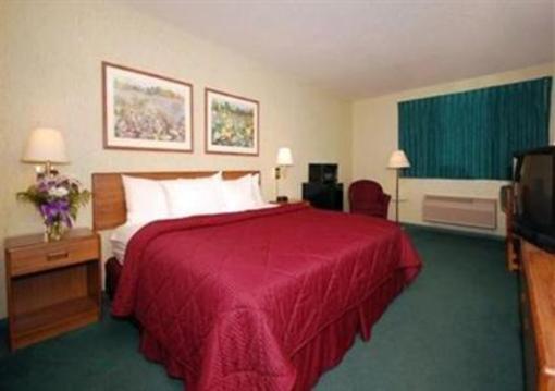 фото отеля Econo Lodge Wausau Rothschild
