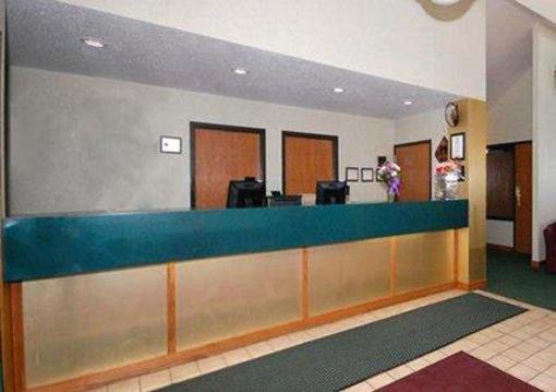 фото отеля Econo Lodge Wausau Rothschild