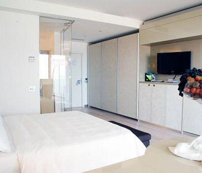 фото отеля Premier and Suites Hotel Cervia