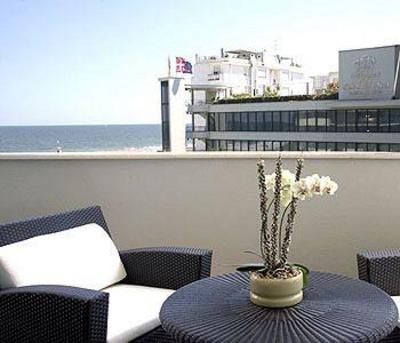 фото отеля Premier and Suites Hotel Cervia