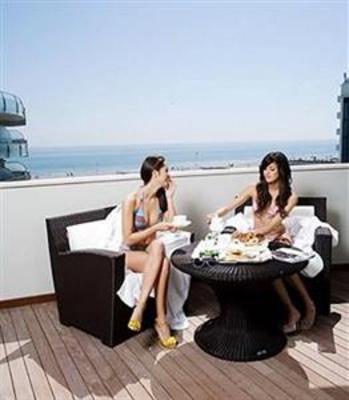 фото отеля Premier and Suites Hotel Cervia