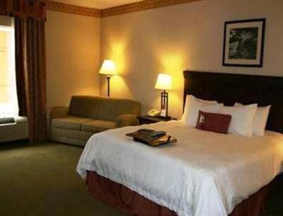 фото отеля Hampton Inn Oxford MS