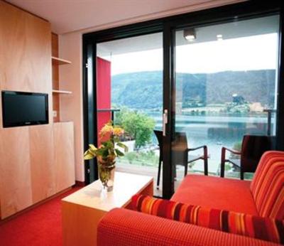 фото отеля Seehotel Hoffmann Steindorf am Ossiacher See