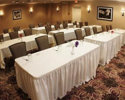 фото отеля Holiday Inn Orangeburg - Rockland Bergen