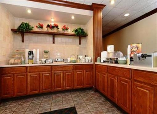 фото отеля Quality Inn & Conference Center Akron