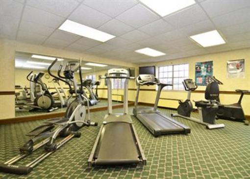 фото отеля Quality Inn & Conference Center Akron