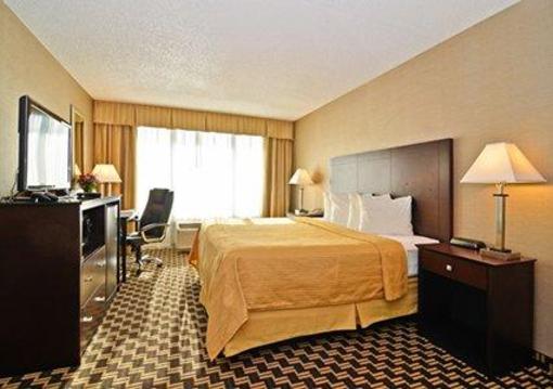 фото отеля Quality Inn & Conference Center Akron