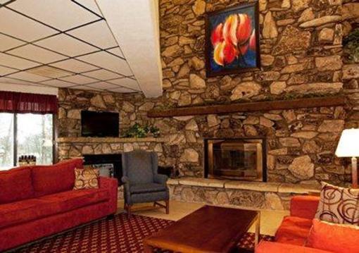 фото отеля Econo Lodge Inn & Suites Stevens Point