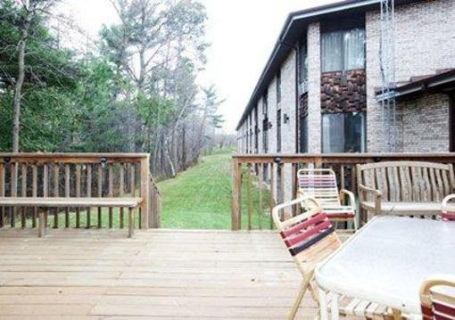 фото отеля Econo Lodge Inn & Suites Stevens Point