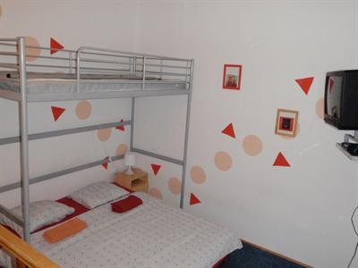 фото отеля Happy Hostel